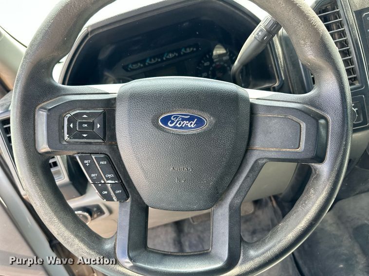 image for item EQ4683 2015 Ford F150 SuperCab pickup truck