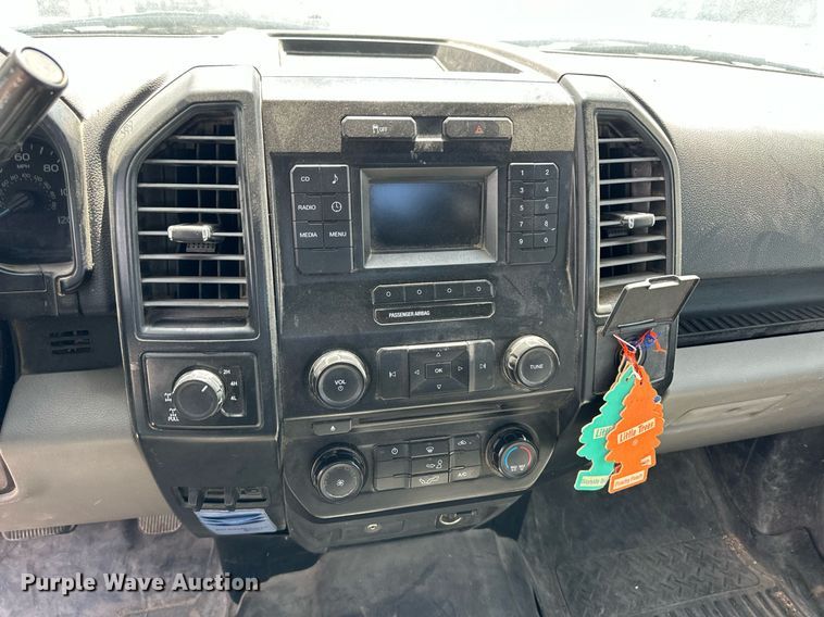 image for item EQ4683 2015 Ford F150 SuperCab pickup truck