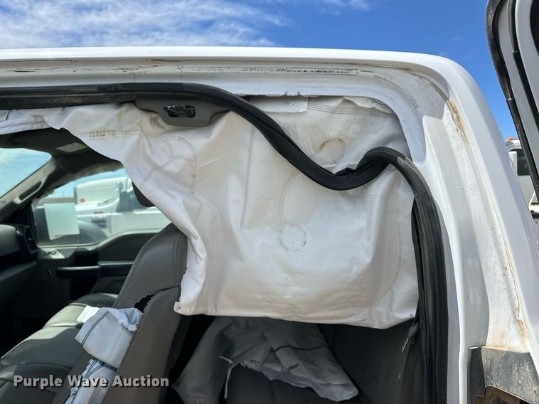 image for item EQ4683 2015 Ford F150 SuperCab pickup truck