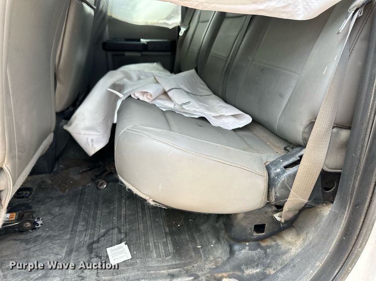 image for item EQ4683 2015 Ford F150 SuperCab pickup truck