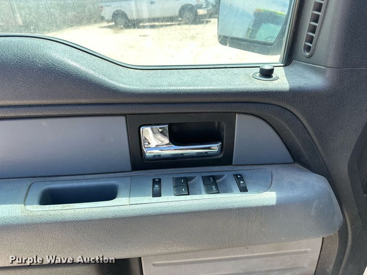 image for item EQ4699 2014 Ford F150 SuperCab pickup truck