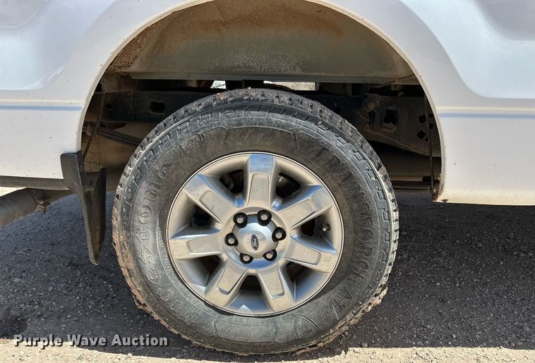 image for item EQ4700 2014 Ford F150 SuperCab pickup truck