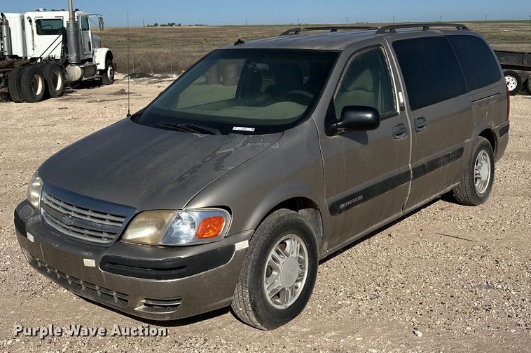 image for item EQ4701 2004 Chevrolet Venture van