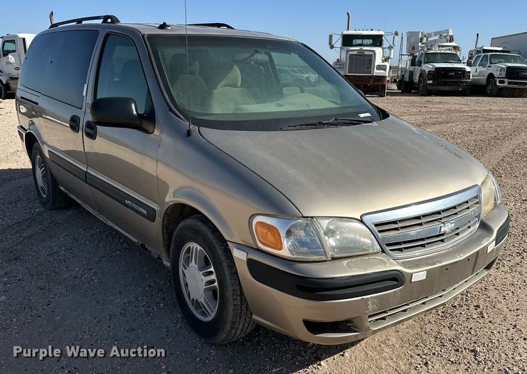 image for item EQ4701 2004 Chevrolet Venture van