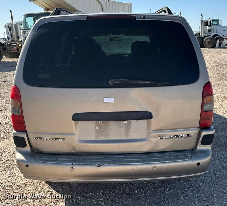 image for item EQ4701 2004 Chevrolet Venture van