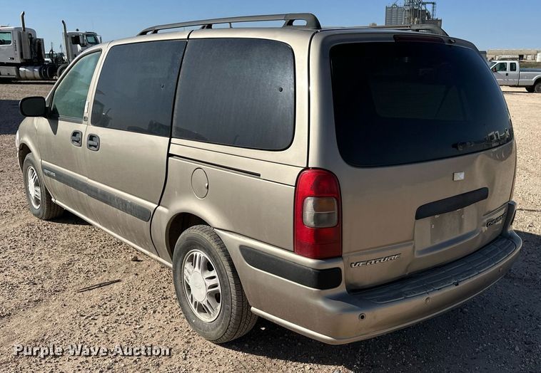 image for item EQ4701 2004 Chevrolet Venture van