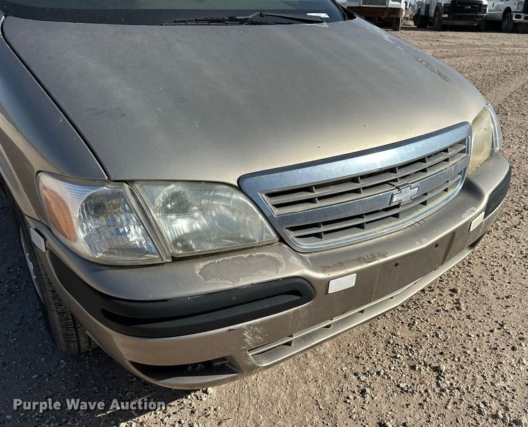 image for item EQ4701 2004 Chevrolet Venture van