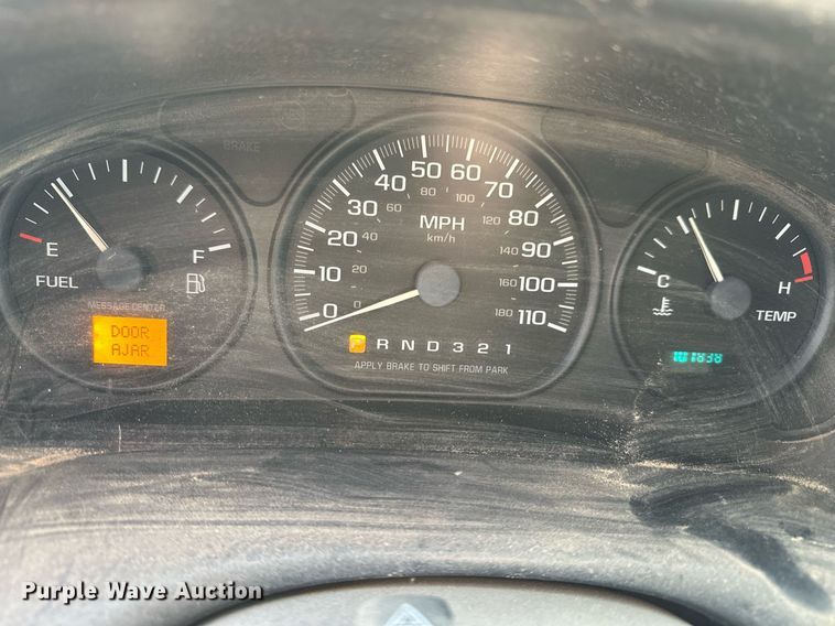 image for item EQ4701 2004 Chevrolet Venture van