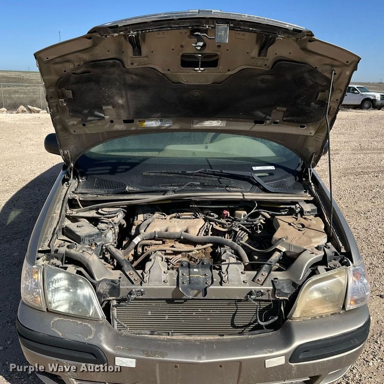 image for item EQ4701 2004 Chevrolet Venture van