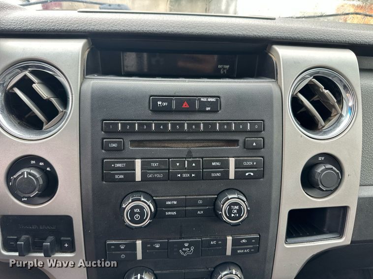 image for item EQ4714 2012 Ford F150 XLT SuperCab pickup truck