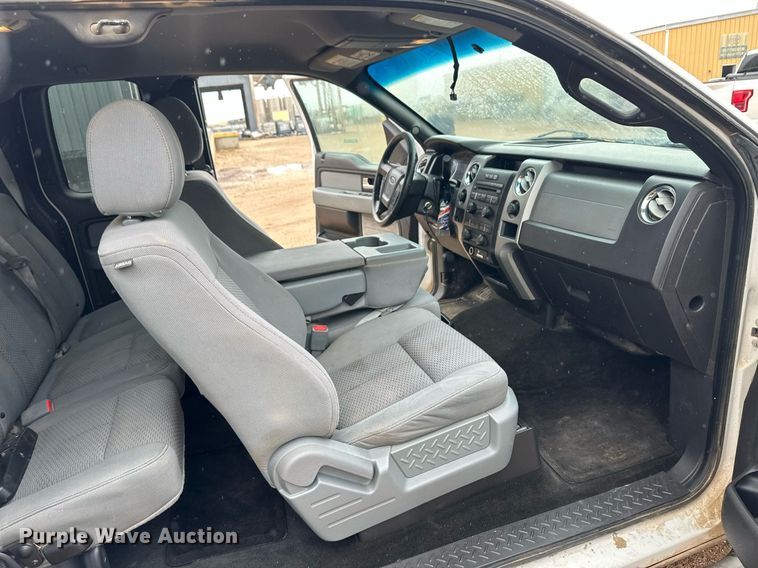 image for item EQ4714 2012 Ford F150 XLT SuperCab pickup truck