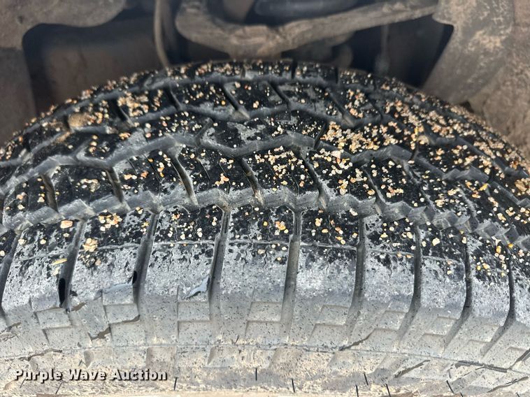 image for item EQ4714 2012 Ford F150 XLT SuperCab pickup truck