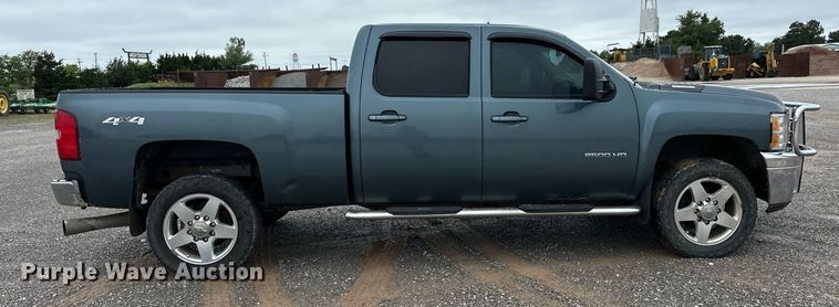 image for item EQ4726 2012 Chevrolet Silverado 2500HD Crew Cab pickup truck
