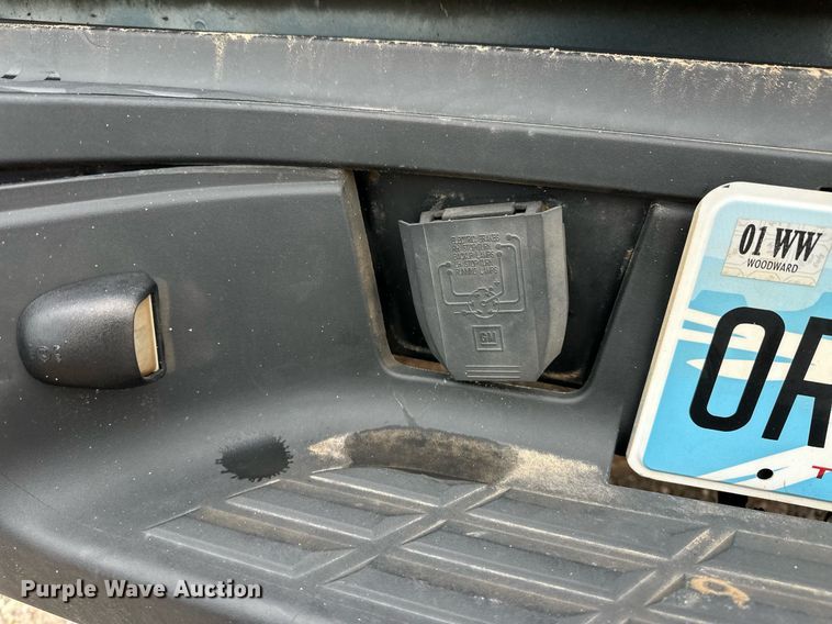 image for item EQ4726 2012 Chevrolet Silverado 2500HD Crew Cab pickup truck