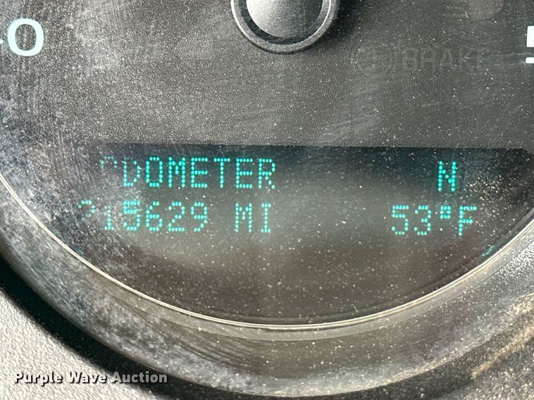 image for item EQ4726 2012 Chevrolet Silverado 2500HD Crew Cab pickup truck