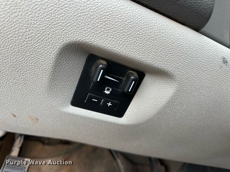 image for item EQ4726 2012 Chevrolet Silverado 2500HD Crew Cab pickup truck