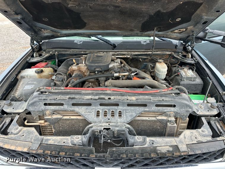 image for item EQ4726 2012 Chevrolet Silverado 2500HD Crew Cab pickup truck