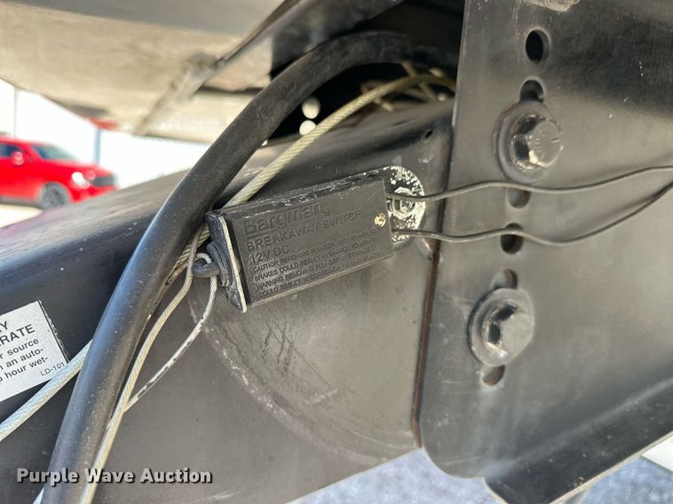 image for item EQ4753 2006 Dutchmen Colorado camper