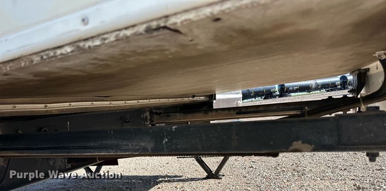 image for item EQ4753 2006 Dutchmen Colorado camper