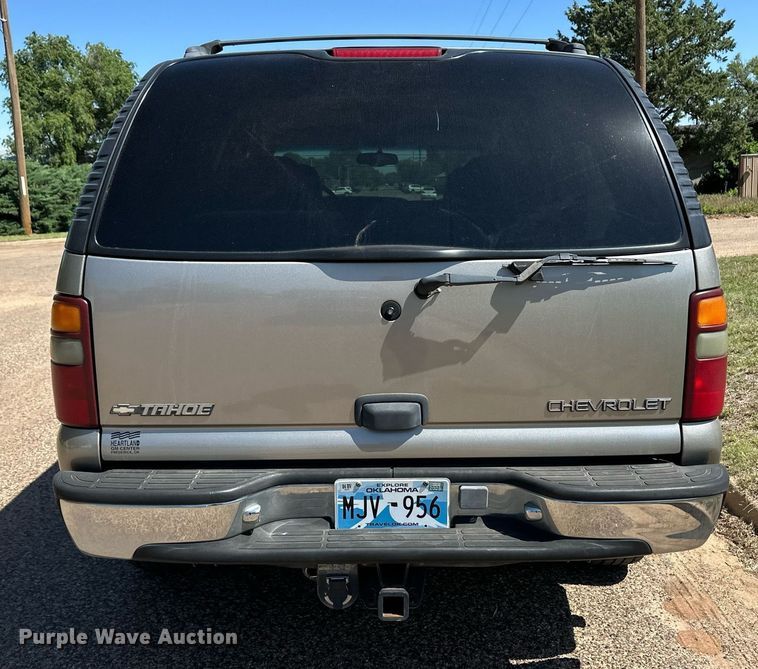 image for item EQ4756 2000 Chevrolet Tahoe LS SUV