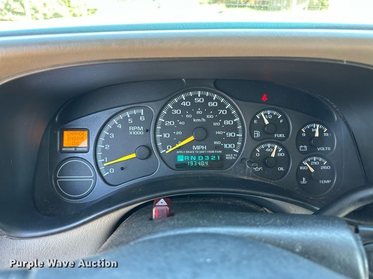 image for item EQ4756 2000 Chevrolet Tahoe LS SUV