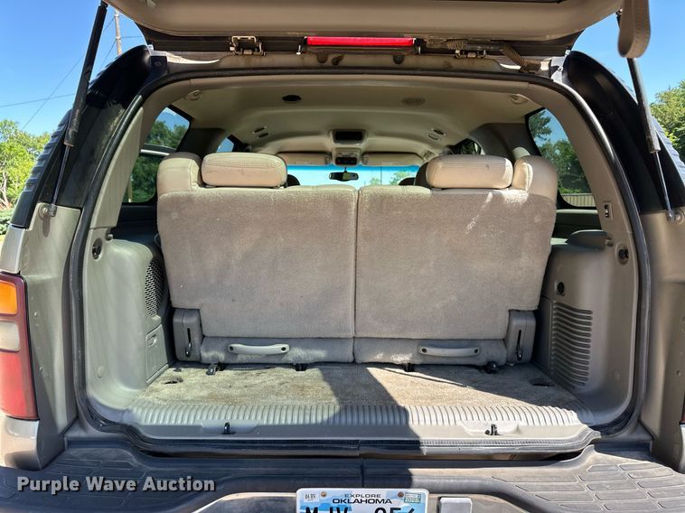 image for item EQ4756 2000 Chevrolet Tahoe LS SUV