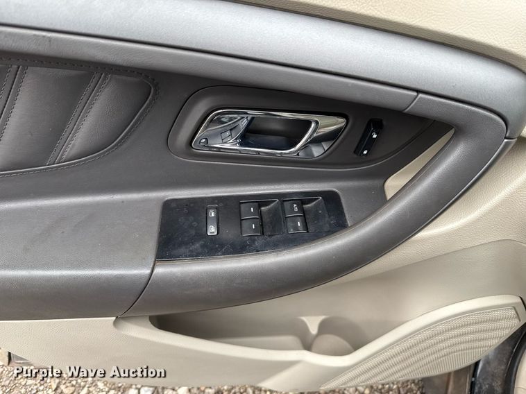 image for item ER1077 2011 Ford  Taurus  