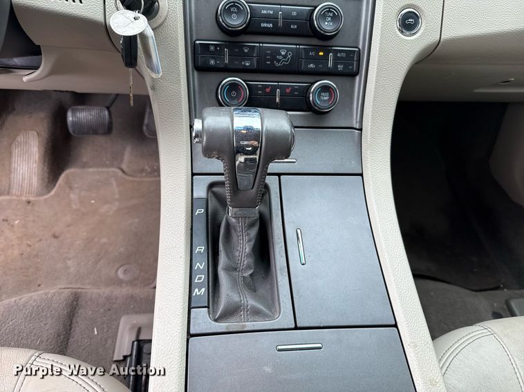 image for item ER1077 2011 Ford  Taurus  