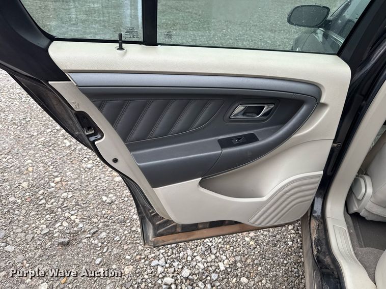 image for item ER1077 2011 Ford  Taurus  