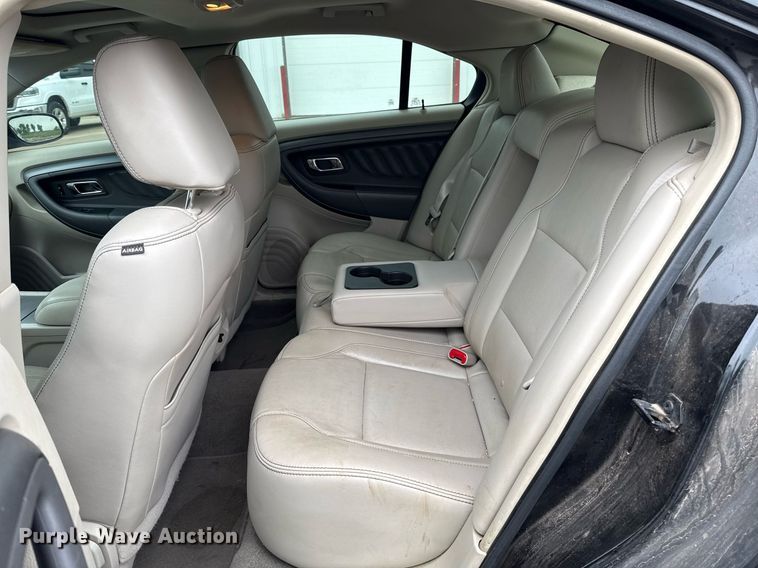 image for item ER1077 2011 Ford  Taurus  