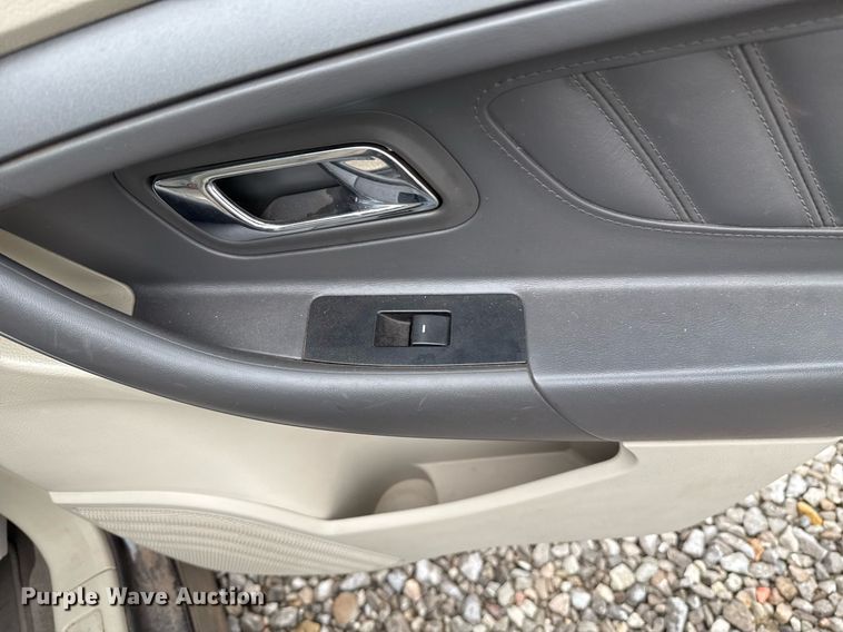 image for item ER1077 2011 Ford  Taurus  