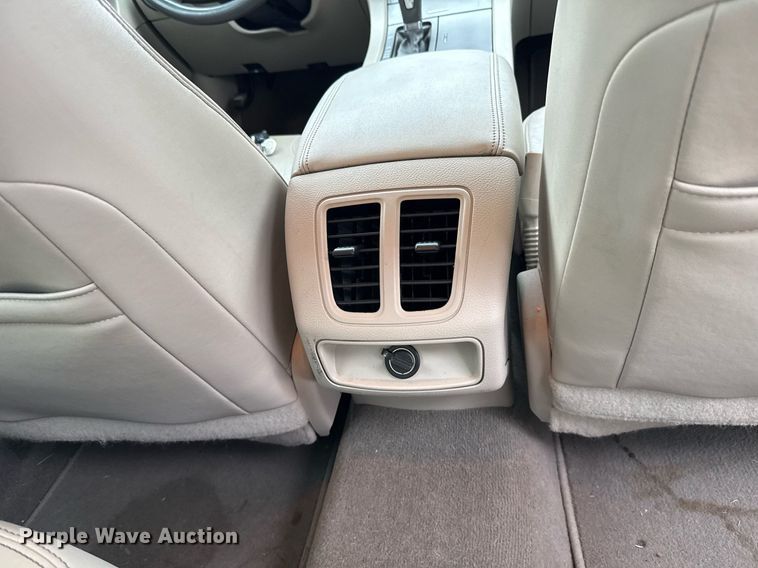 image for item ER1077 2011 Ford  Taurus  