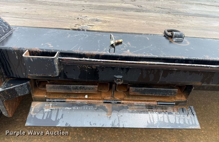 image for item ER1078 2005 Horse Creek Maufacturing utility trailer