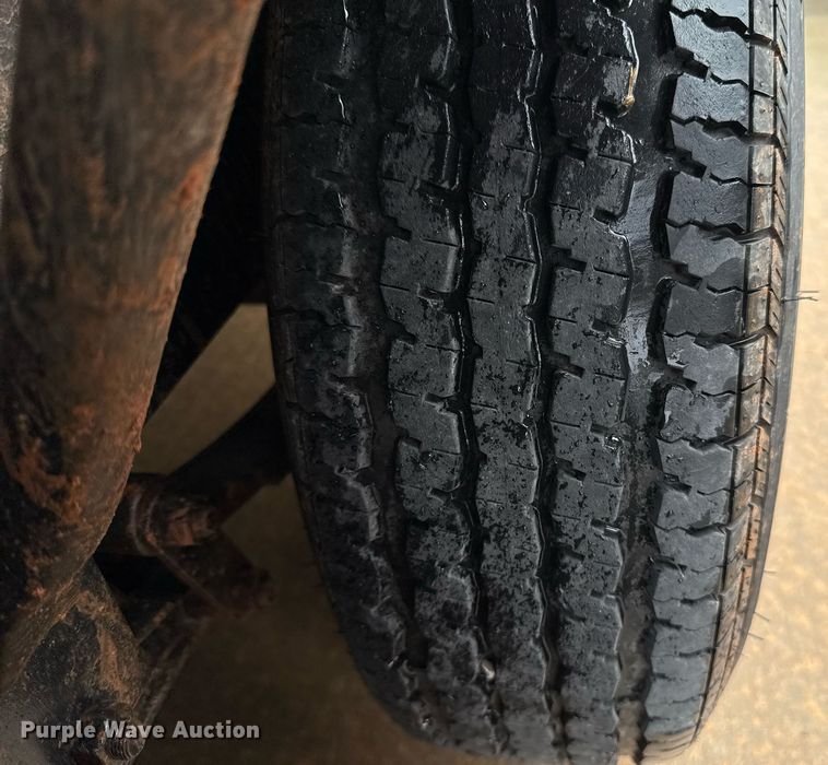 image for item ER1078 2005 Horse Creek Maufacturing utility trailer