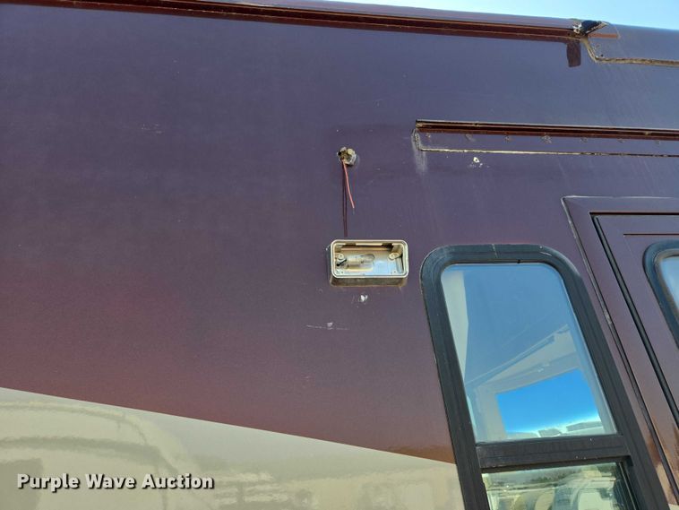 image for item ER5226 2008 Winnebago Tour 40TD RV