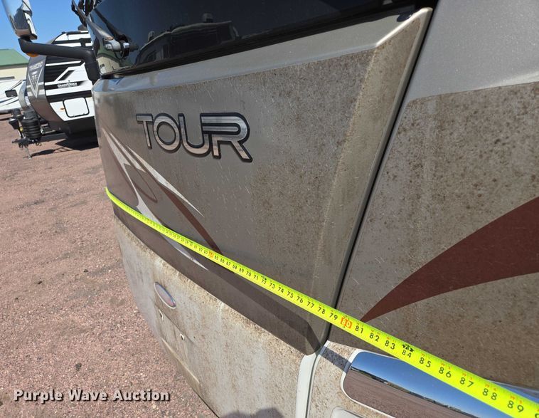 image for item ER5226 2008 Winnebago Tour 40TD RV