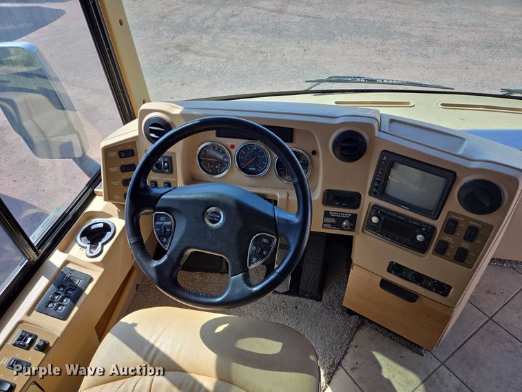 image for item ER5226 2008 Winnebago Tour 40TD RV