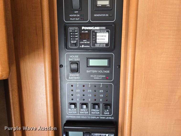 image for item ER5226 2008 Winnebago Tour 40TD RV