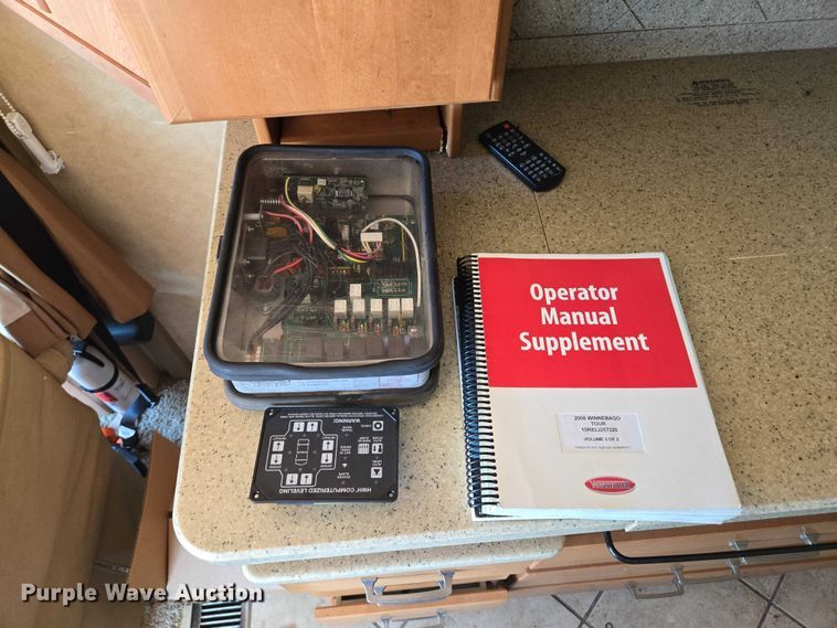 image for item ER5226 2008 Winnebago Tour 40TD RV