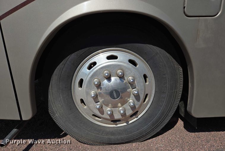 image for item ER5226 2008 Winnebago Tour 40TD RV