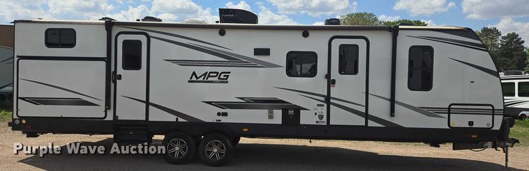 image for item ER5227 2022 Heartland 3100BH MPG camper