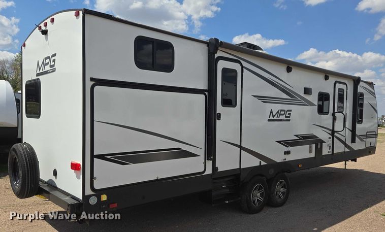 image for item ER5227 2022 Heartland 3100BH MPG camper