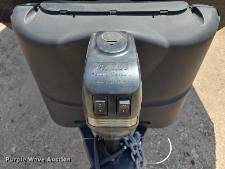 image for item ER5227 2022 Heartland 3100BH MPG camper