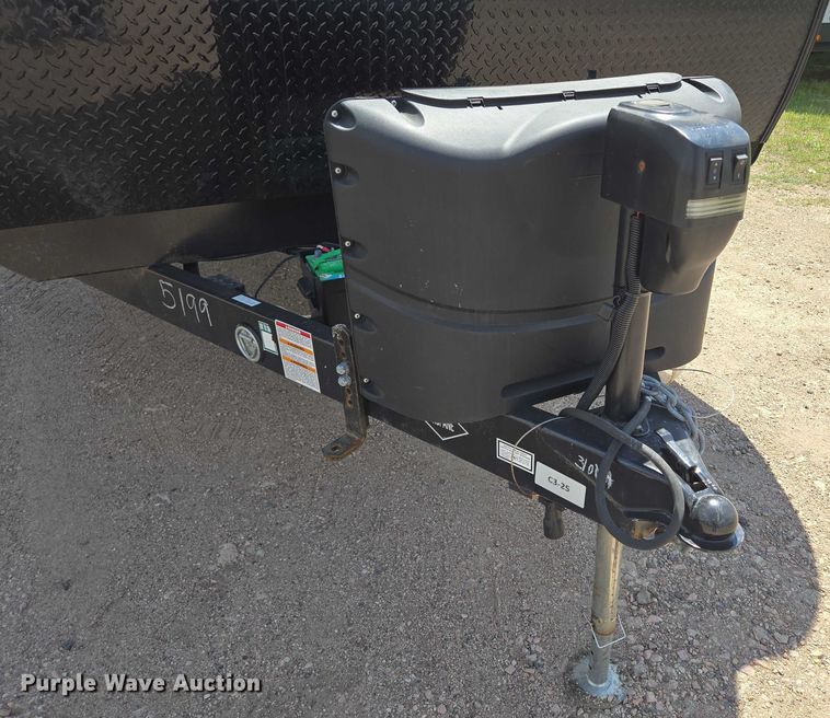 image for item ER5227 2022 Heartland 3100BH MPG camper