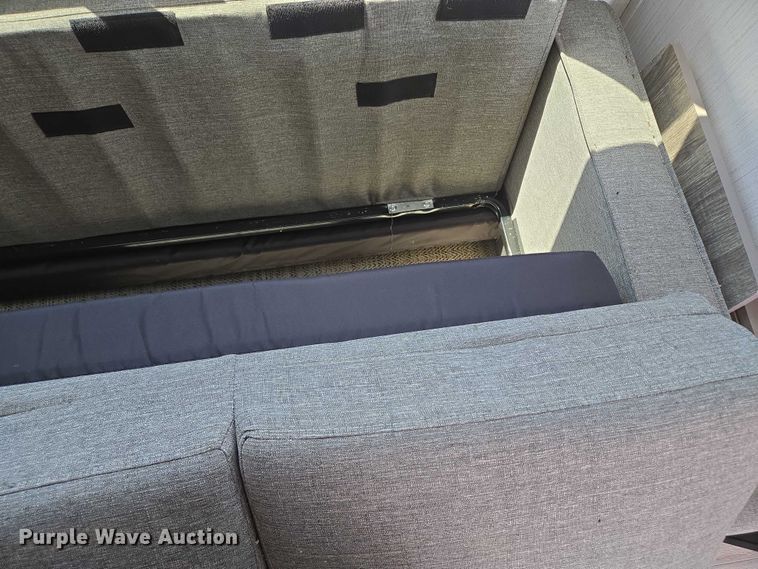 image for item ER5227 2022 Heartland 3100BH MPG camper