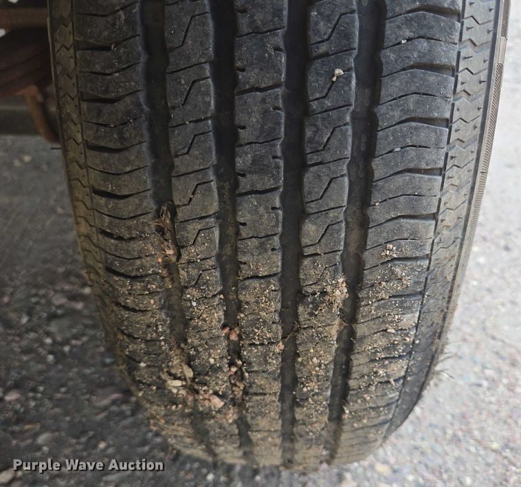 image for item ER5227 2022 Heartland 3100BH MPG camper