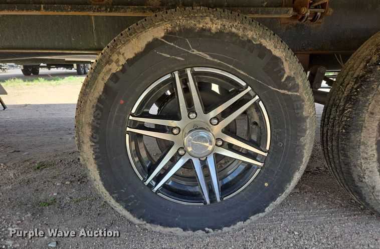 image for item ER5227 2022 Heartland 3100BH MPG camper