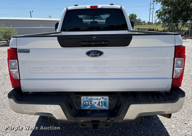 image for item IE9134 2021 Ford F250 Super Duty XL SuperCab pickup truck