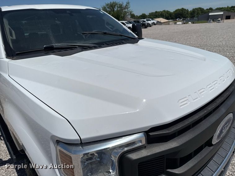 image for item IE9134 2021 Ford F250 Super Duty XL SuperCab pickup truck