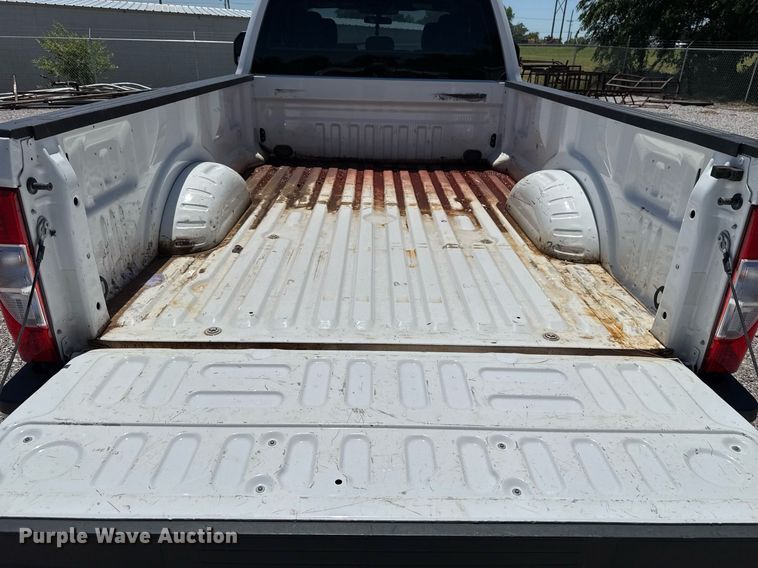 image for item IE9134 2021 Ford F250 Super Duty XL SuperCab pickup truck